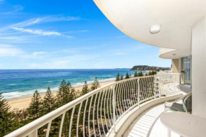 Burleigh Surf - Hosted by Burleigh Letting